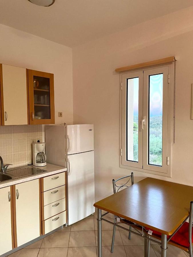 Apartmán Emmanouil Kalamos  Exteriér fotografie