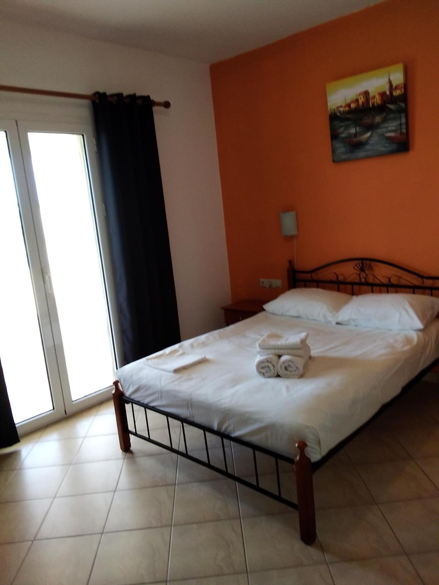 Apartmán Emmanouil Kalamos  Exteriér fotografie
